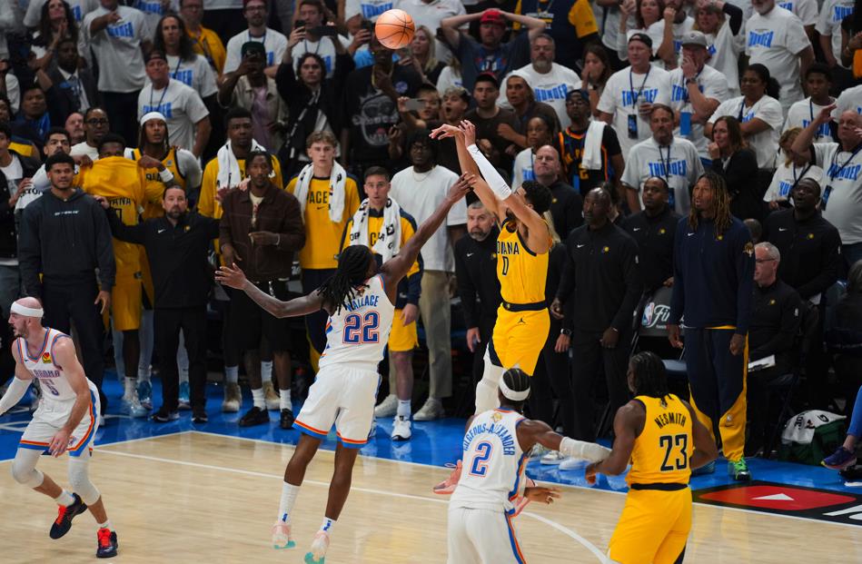 NBA/總冠軍戰韋德「見證哈利準絕殺」嗨翻!背景曝網驚:這我阿公家吧?