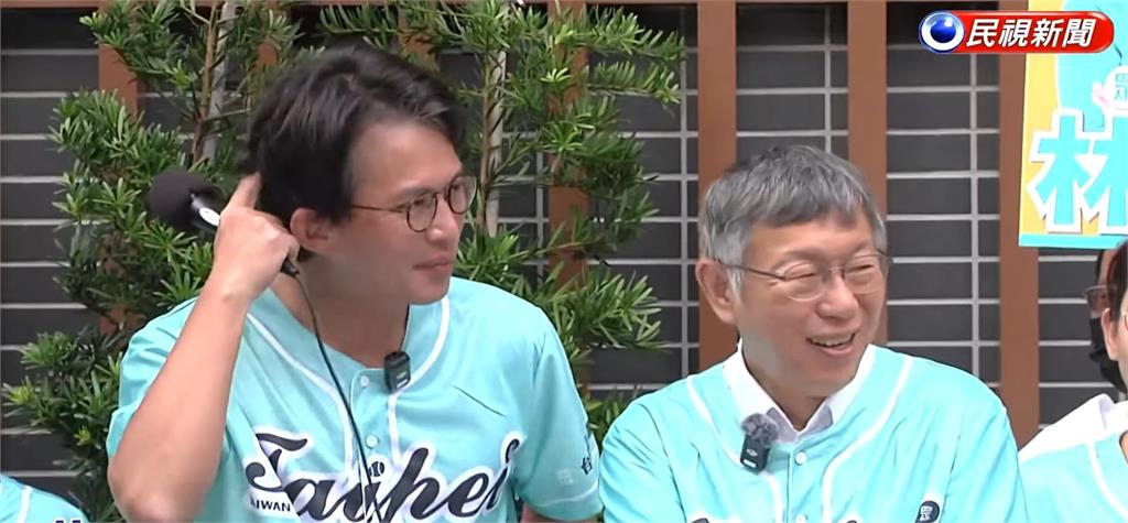 被傳白營擬綠白合…黃國昌嗆：何時道歉！柯文哲奪麥「虧1句」他尷尬撓頭全被拍