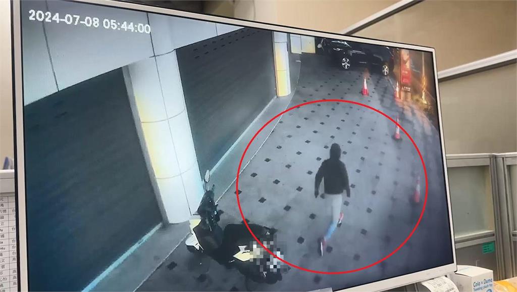 快新聞/林士傑遭連開11槍身亡 兇嫌棄車縱火滅證畫面曝光