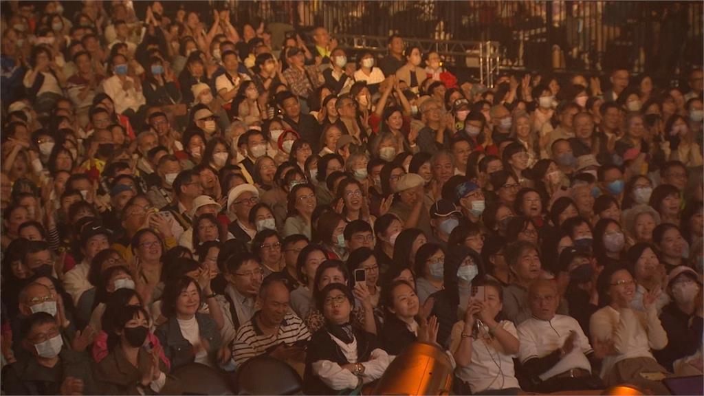 民歌50高峰會最終加場　大合唱王世堅「沒出息」