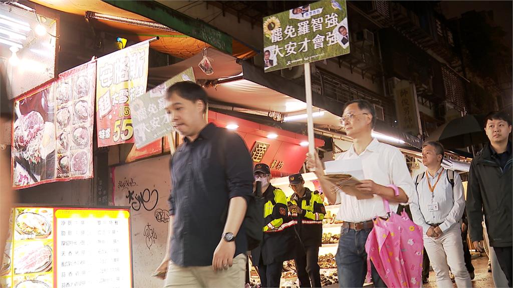 民團冒雨夜市宣講 /罷免羅智強二階連署最後衝刺