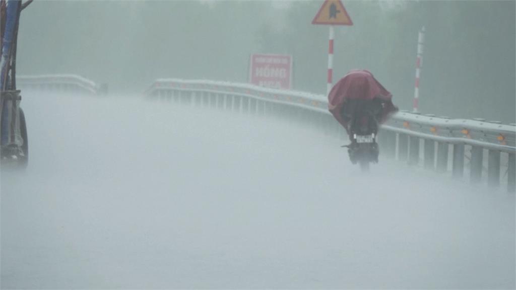 颱風博羅依將登陸越南 胡志明市1船沉沒3人失蹤