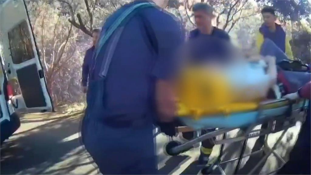 爬指南山不慎滑倒一度受困　警消組隊上山順利救援送醫