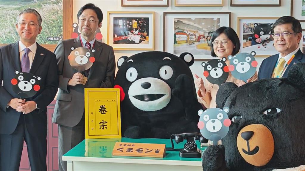 「熊本熊」現身桃機 萌熊魅力放送 旅客直呼:終於看到本尊