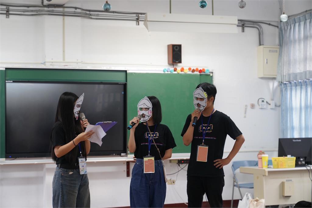 臺師大媒體素養營攜手富里國中 帶領學生認識社群焦慮與網路隱私