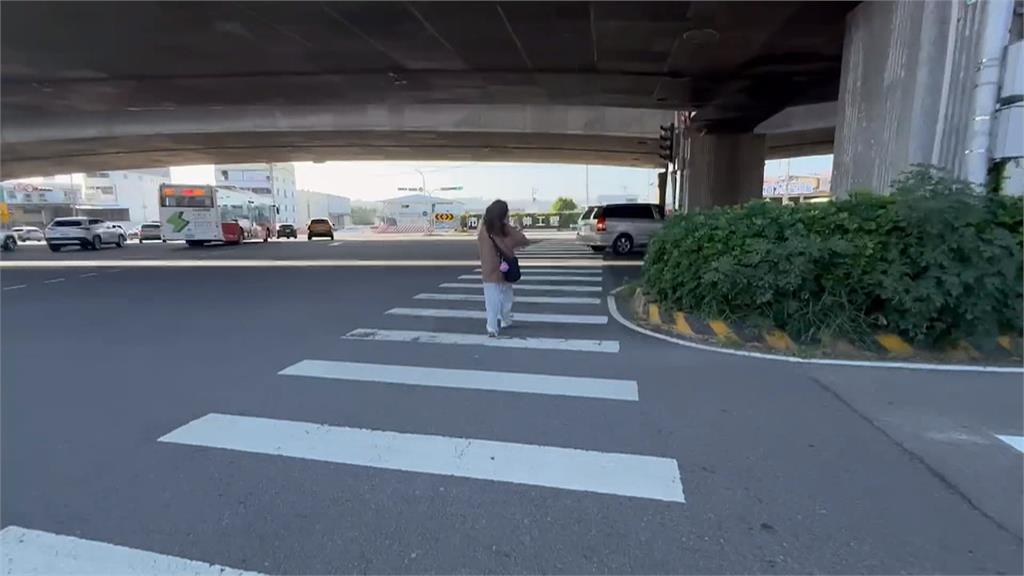 環中路與市政路口無行人專用號誌 挨批漠視行人需求