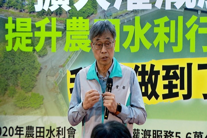 台東鳳梨釋迦重啟輸中 賴坤成憂外銷中國比例過高 且還有檢疫標準不一 市場等問題