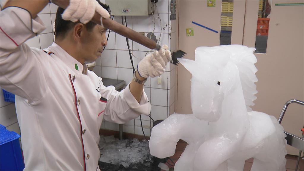 飯店隱藏員工! 冰雕師、花藝師成最強幕後推手