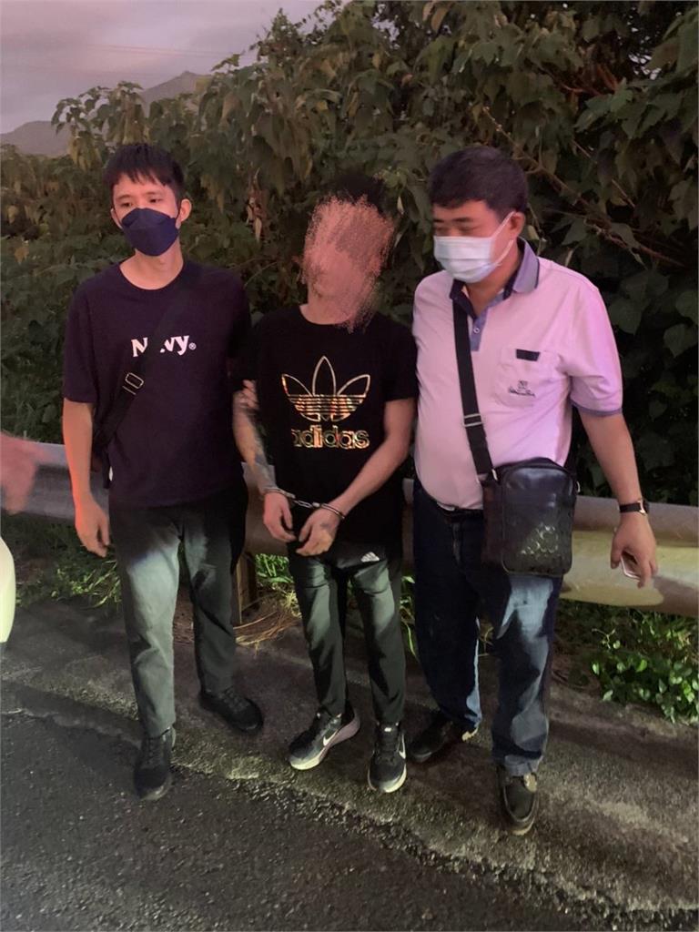 快新聞／抓到了！桃園2男遭「行刑式槍決」　蘇嫌晚間國道上落網