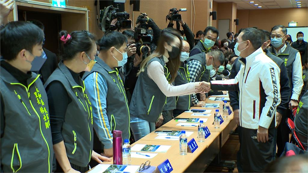行動治理首站前進深藍票倉「里長拱侯選總統」 綠議員:留在新北好好做事