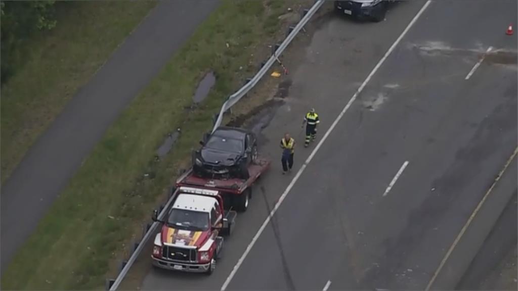 17歲少年時速193km失控衝撞　警驚險逃生！行車紀錄器全都錄