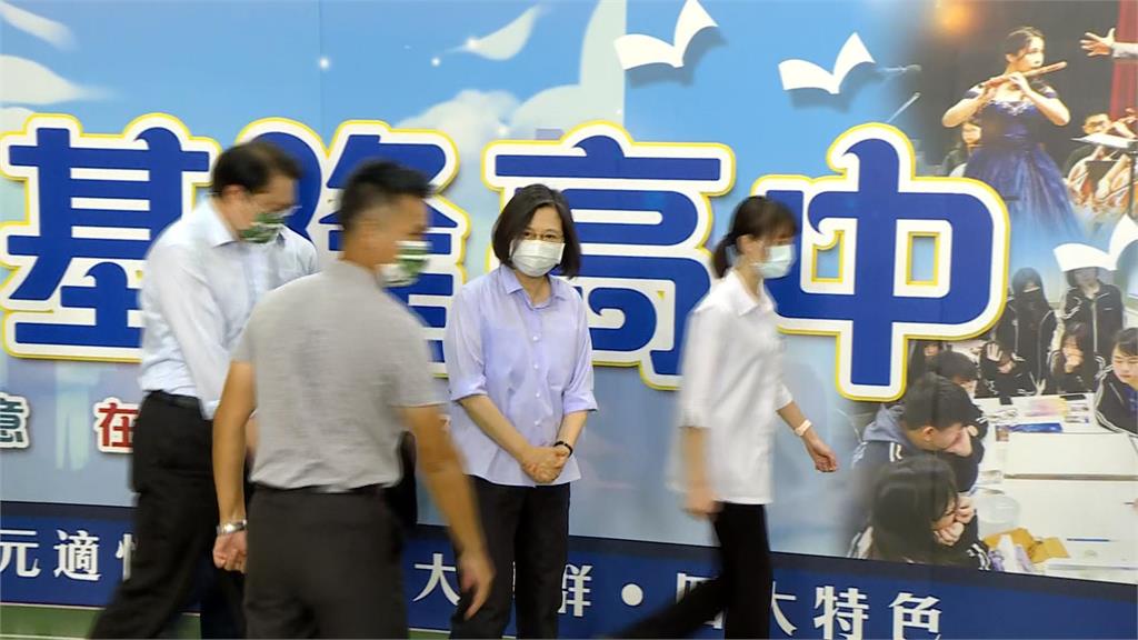東奧後申請至今 李洋基隆高中教練 再為羽球中心經費請命
