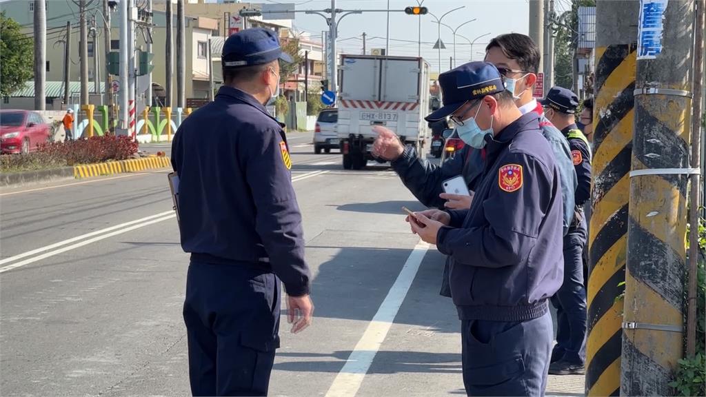 機車路口對撞轎車 騎士噴飛25公尺稻田送醫不治