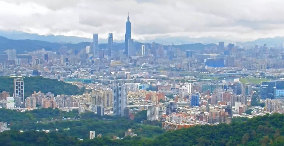 中媒吹爆「軍機拍台北101」自封最佳攝影 遭網嘲「這水準我阿嬤都行」要破防了