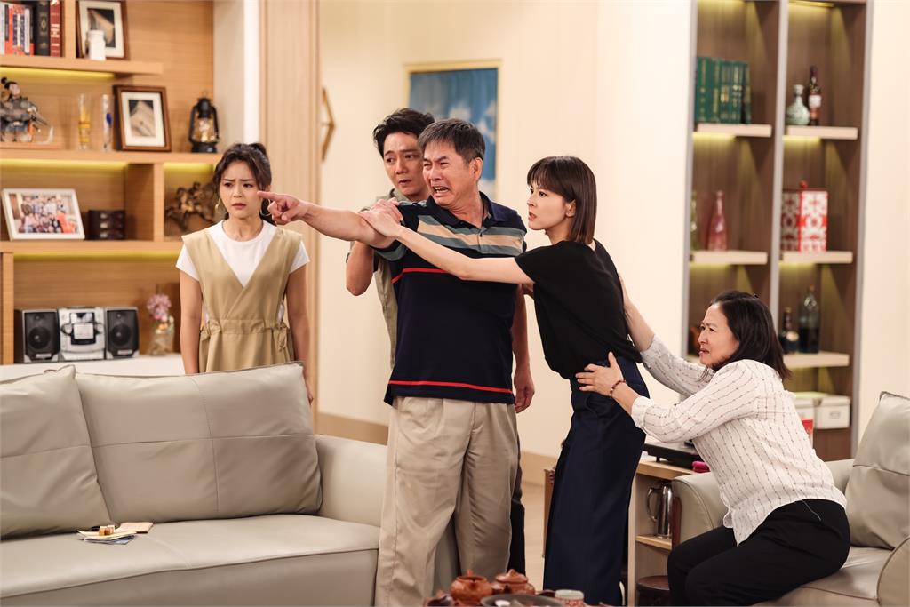 洪都拉斯「這一巴掌等好久!」怒甩賴芊合 打完卻心碎:為什麼她變成這樣?