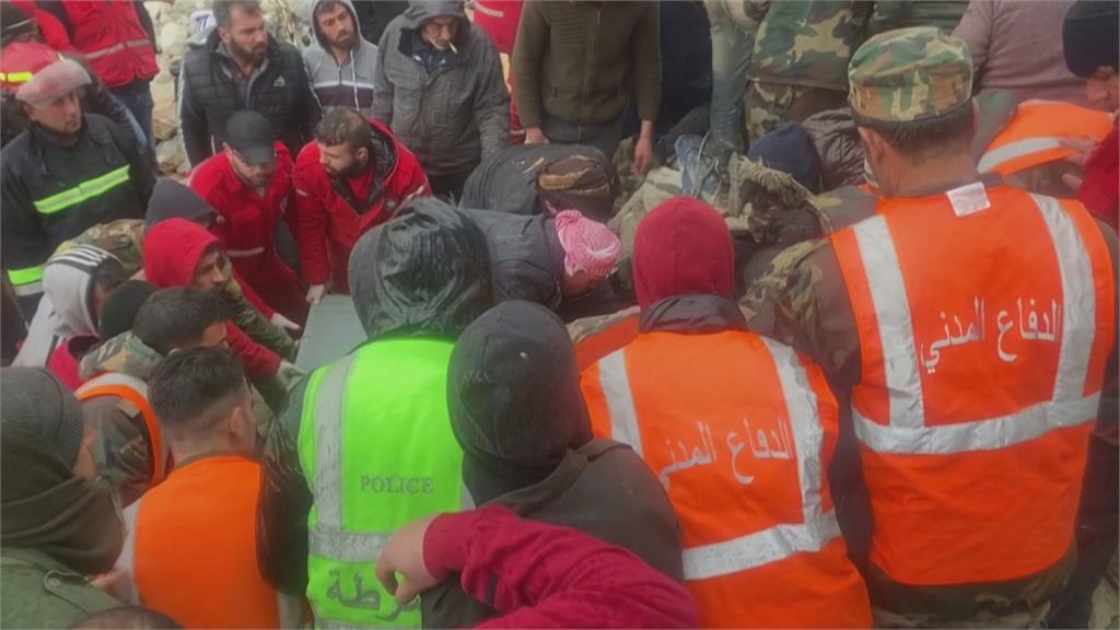 土耳其規模7.8強震死傷慘　敘利亞白帽隊成員哽咽求國際救援