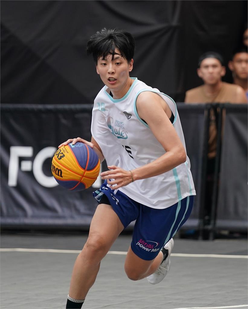 籃球／台灣隊頂尖國手回歸助陣！臺北KIKS風暴勇奪A3聯盟台南站冠軍