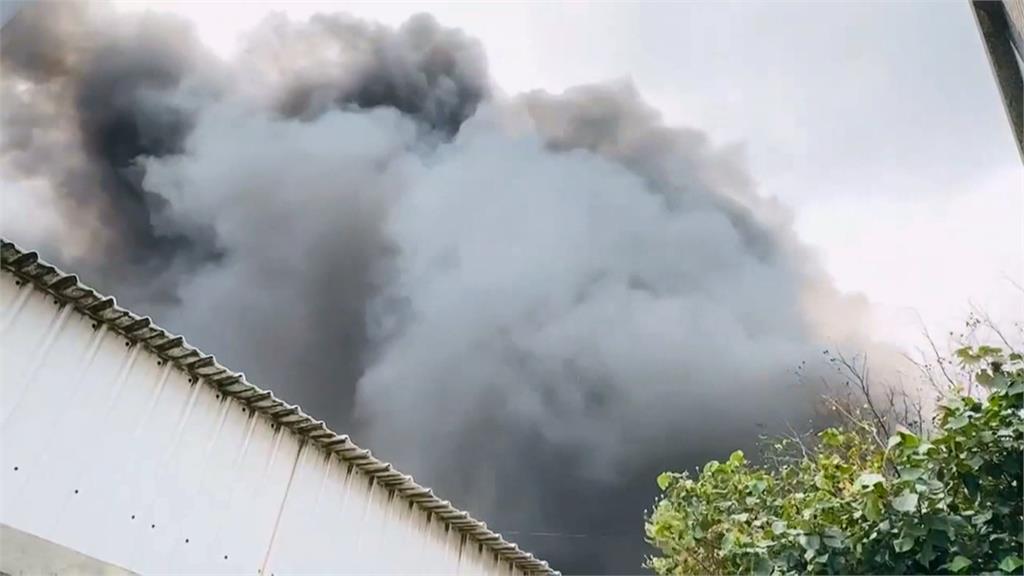 澎湖湖西村燒餅店家傳火警　疑不慎打翻油鍋　民宅燒到剩骨架