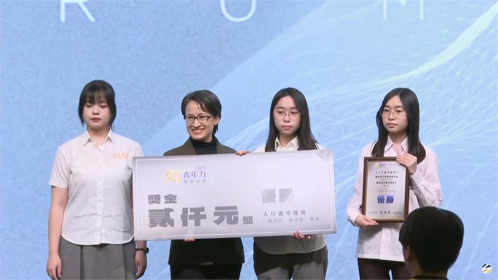 宜蘭林姓員警執勤被撞 林母:別用兒子做政治口水戰