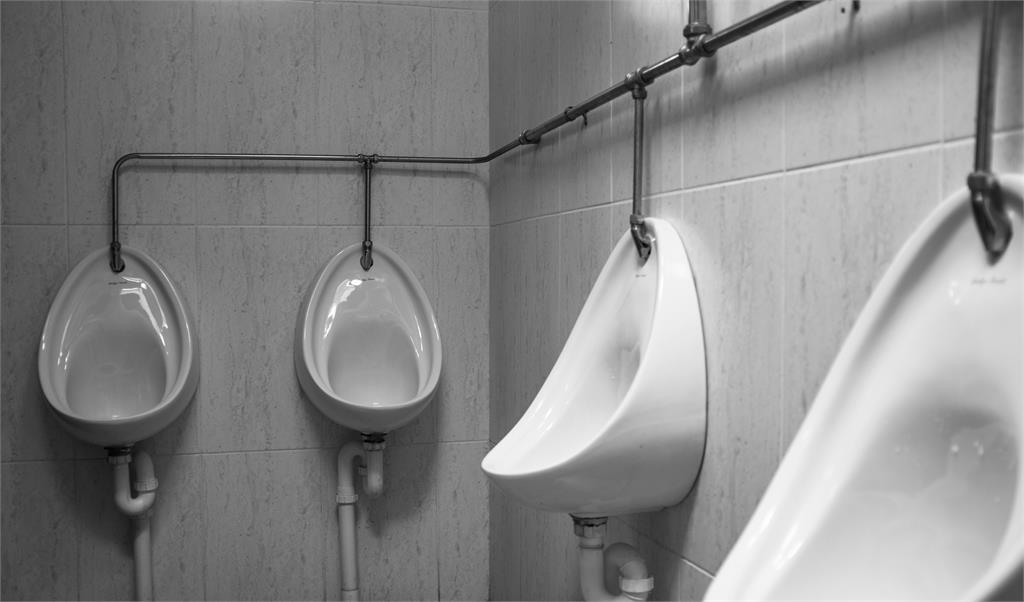 30歲男做增大手術「遭整支斷根」重振雄風無望還尿不出來！醫出包下場曝光