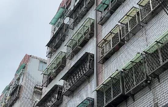 快新聞/疑長期遭受家暴 台南妻持菜刀砍丈夫致死