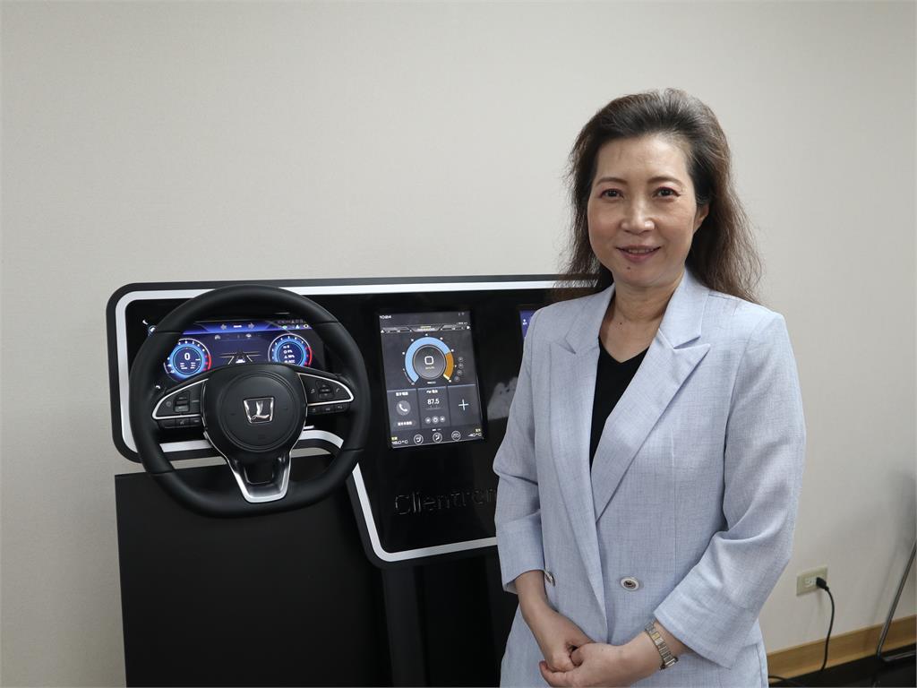公信電子決議她為董事長 掌舵企業迎戰貿易變局