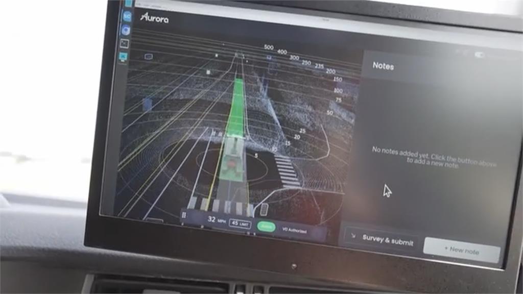 方向盤交給AI! 25噸自駕卡車上高速、安全性受考驗