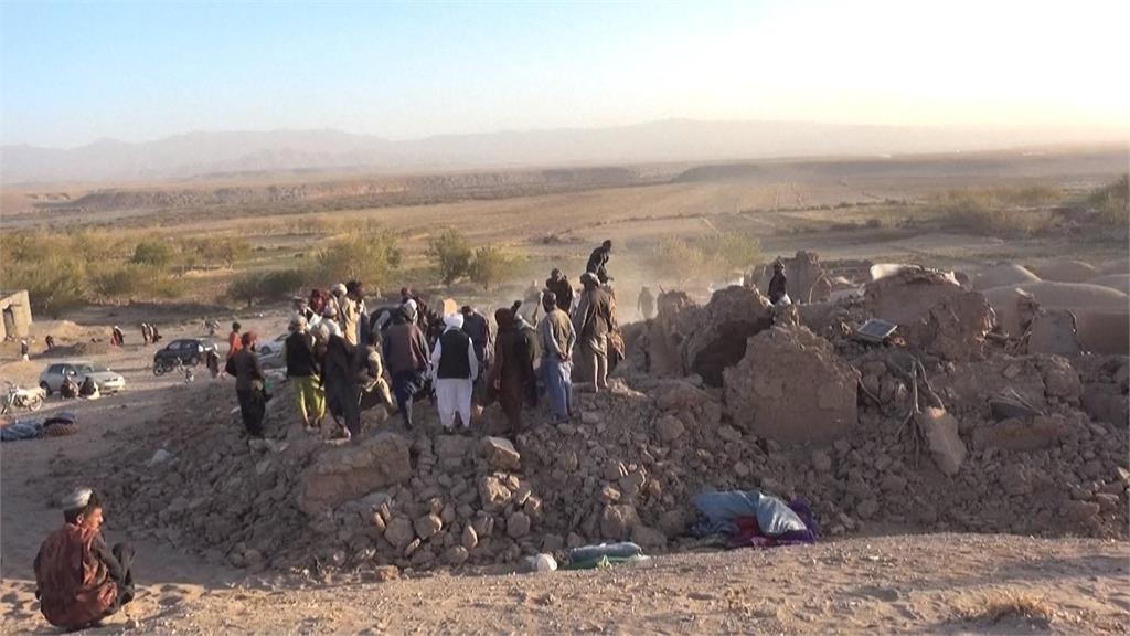 阿富汗６‧３強震　「村莊遭夷為平地」１２０死逾千人傷
