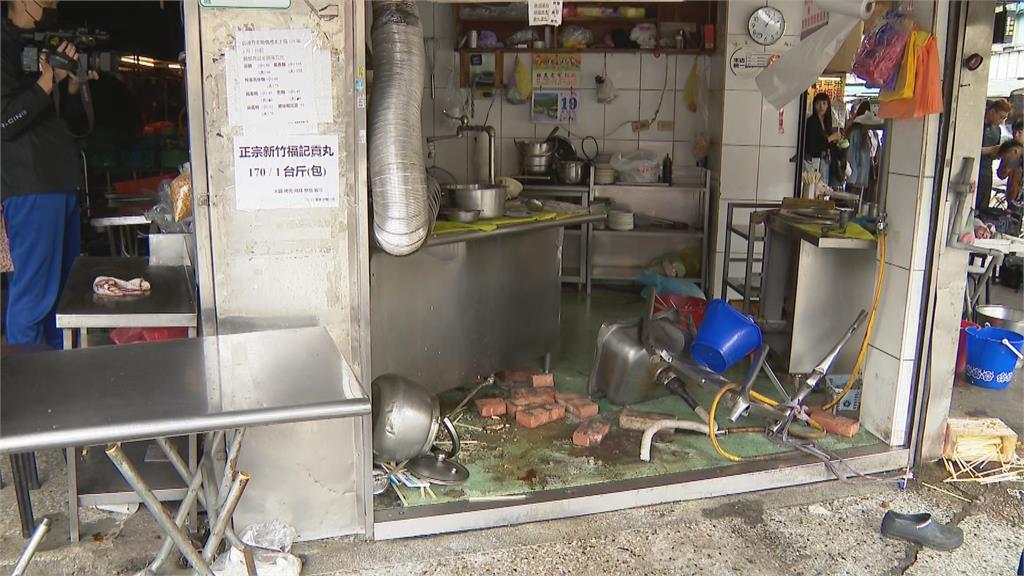 快新聞／台北市40年名店「鯊魚麵」遭衝撞！2人燙傷送醫
