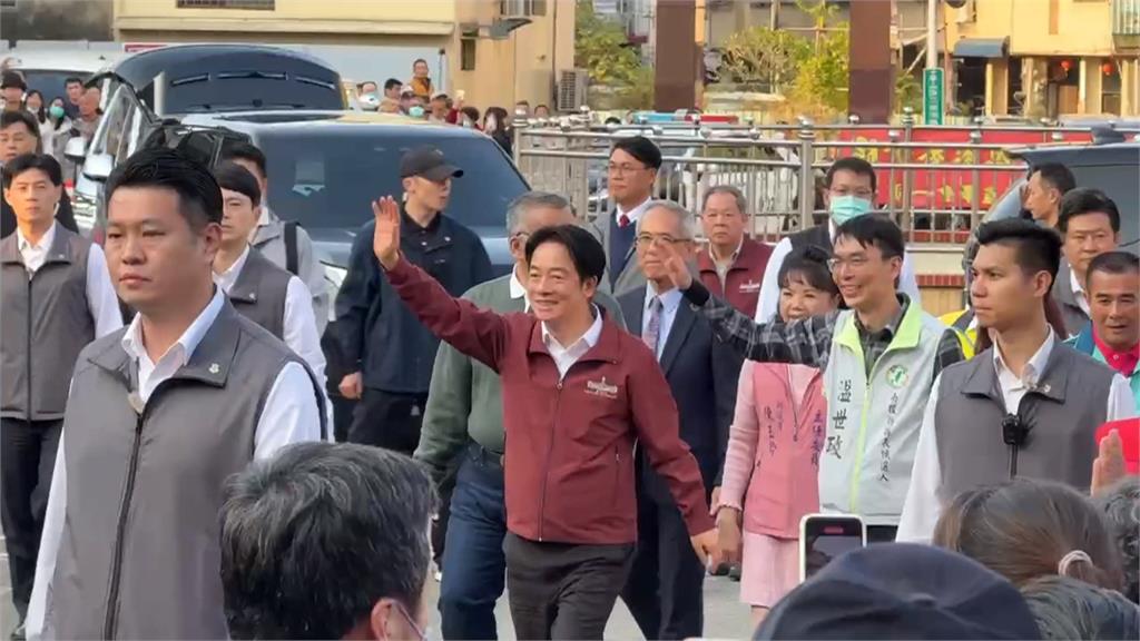 馬年拚選戰！　賴清德走春拜廟加持綠營選將