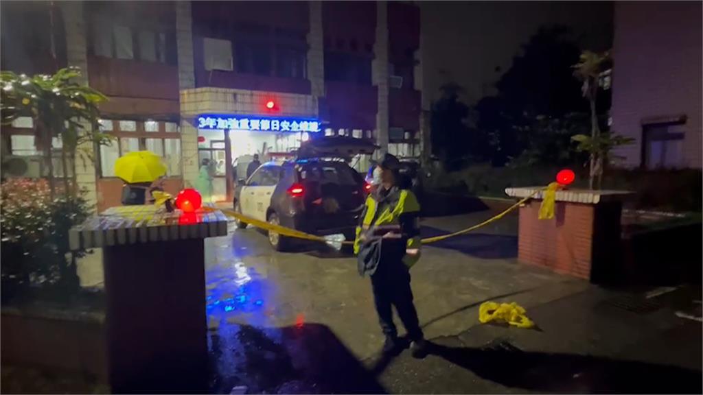 開小貨車衝八堵分駐所 警1殉職1傷、嫌被火車撞死