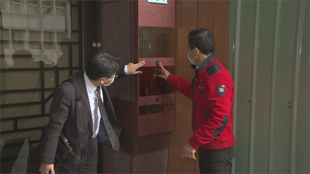 被控利用弱勢連署罷免 鍾小平按鈴告劉耀仁