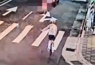 北市男酒後騎單車 伸掌亂拍後照鏡與轎車駕駛互毆