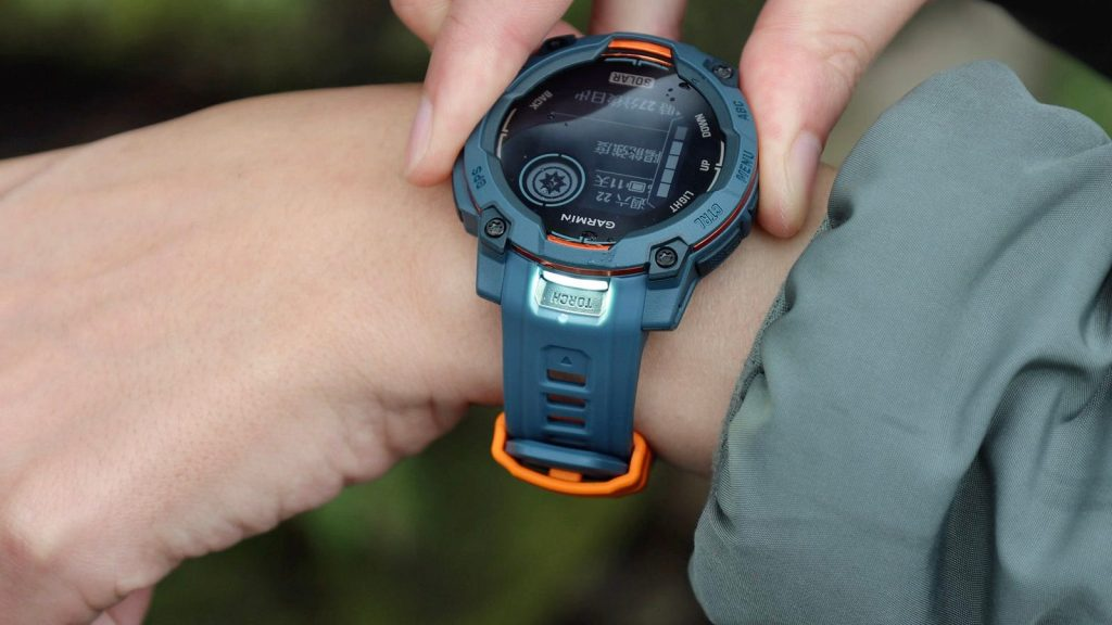 受到大老闆們的愛「戴」?Garmin Instinct 3 體驗分享