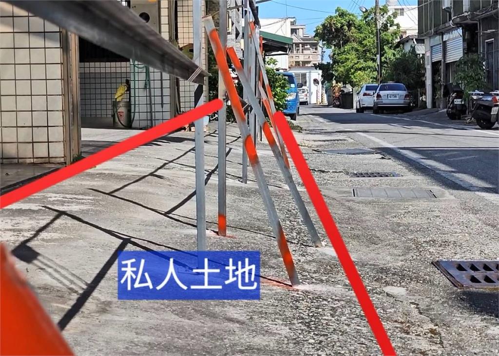 花蓮巷道遭法拍變私有地 地主架欄杆擋道哄抬價格強賣住戶