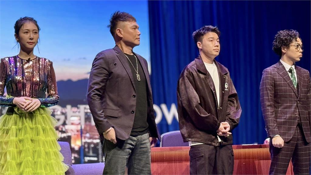 世紀和解?超哥、Toyz對坐閒聊「同框畫面曝光」網嚇喊:超派