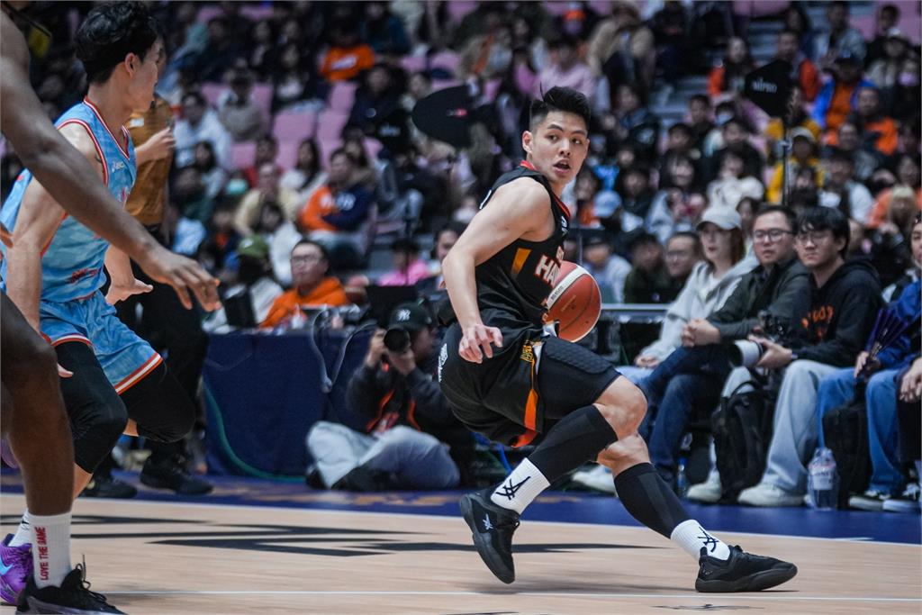 PLG/「夜王」盧峻翔輪休領航猿奇兵林子洧砍生涯新高 多點開花擊敗獵鷹