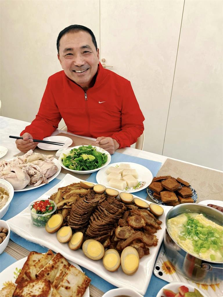 黃國昌喊不排斥「藍白合選新北市長」!侯友宜「1句打臉」網笑瘋:都被騙一次了