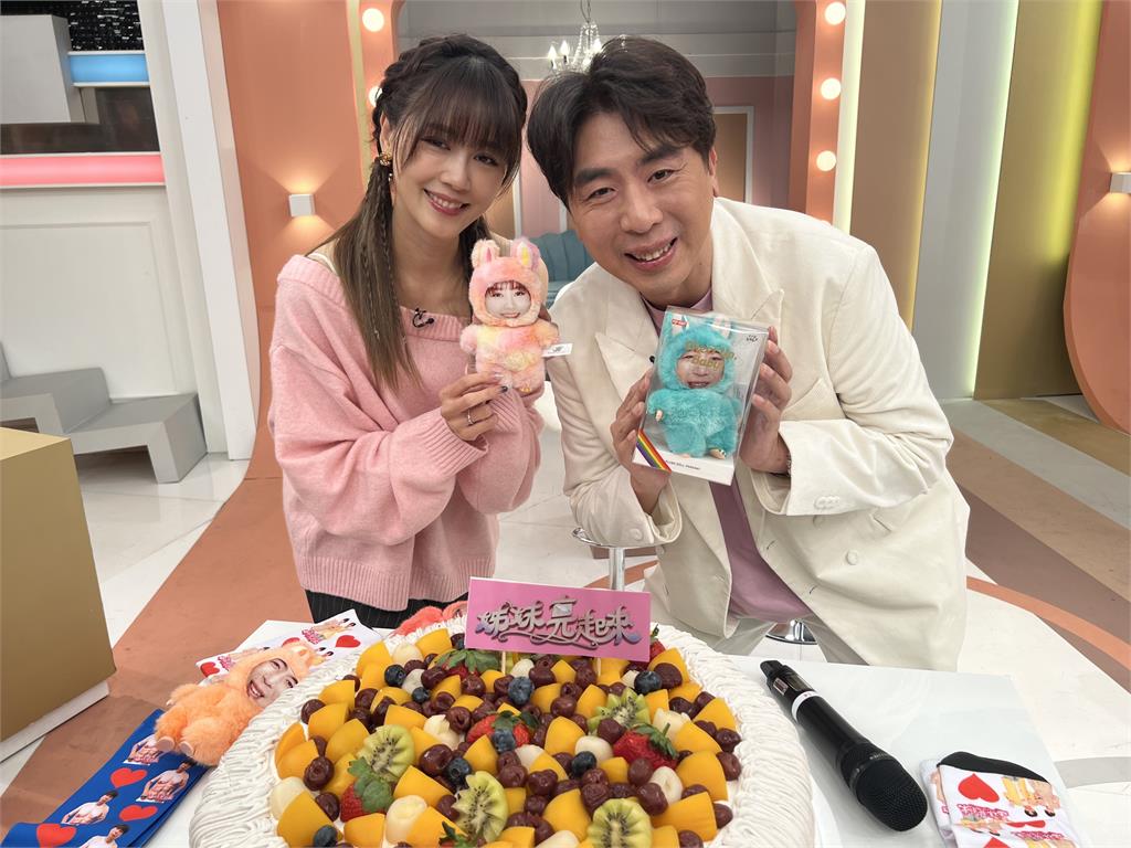 《姊妹亮起來》嚴立婷生日禮收「梁赫群醜bubu」！回這要丟掉還是避邪？