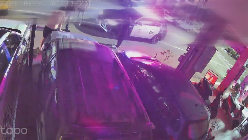 不滿醉男亂便溺！雙方當街互毆　警噴辣椒水壓制