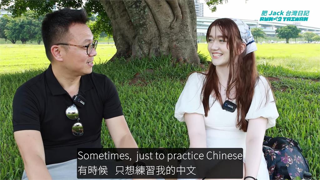 混血妞過香港海關說中文遭歧視　港人揭1真相指：下次要講英文