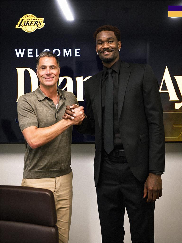 NBA/湖人新狀元中鋒亮相 稱和「動七七」並肩作戰就像打電動