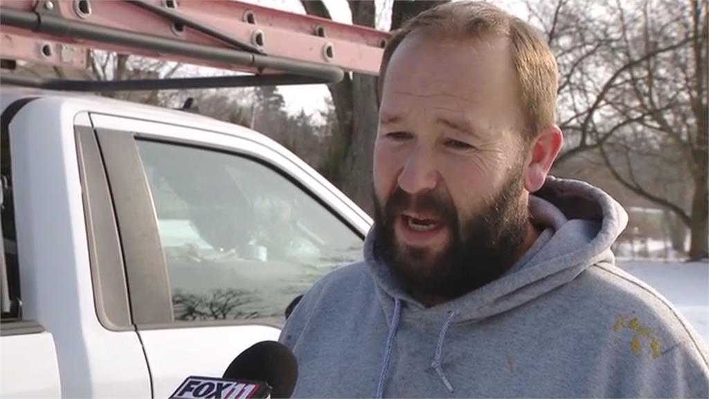 美國威州住宅遭闖空門！  凶手一隻迷途野鹿