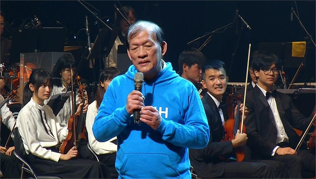 中醫大附醫音樂會 董事長蔡長海率領高層跳台灣尚勇