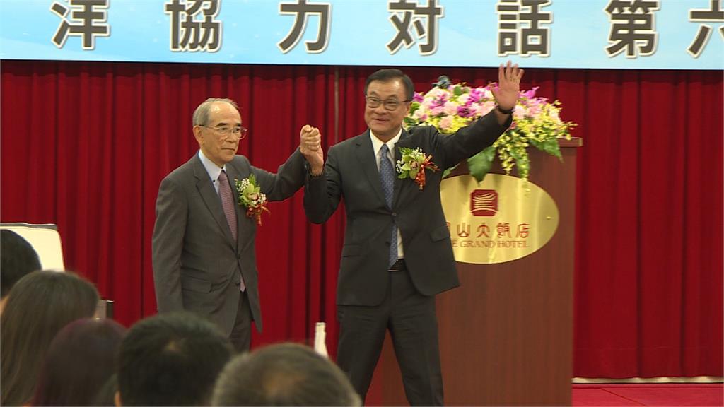 台日海洋事務合作對話會議! 雙方數度握手展現堅定情誼