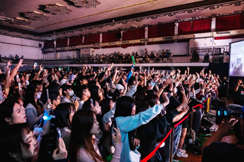 【淡江傳真】淡江75週年慶 楊祖珺、李建復領唱自己的歌 民歌跨世代共鳴