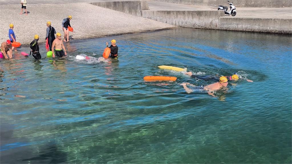 綠島海上長泳登場! 天氣差"燕魚保育區"與魚共游取消