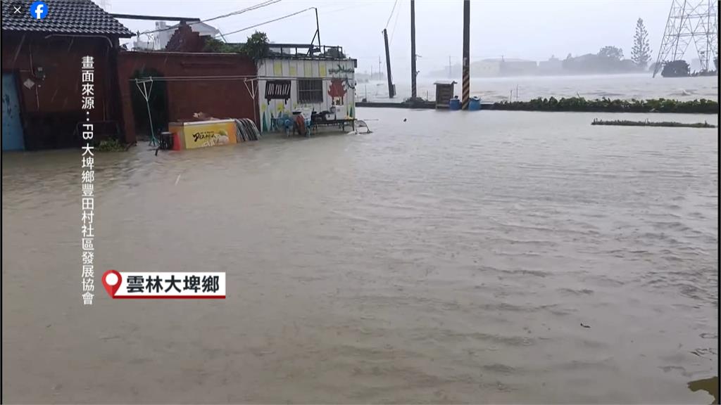 雨炸中部!雲林大埤淹成「大池塘」 虎尾科大附近商圈水淹半個輪胎高
