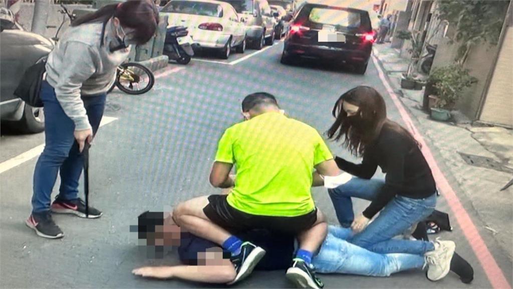 高雄仙氣女警扮姊妹花假聊天 勇猛!順利圍捕逮毒販