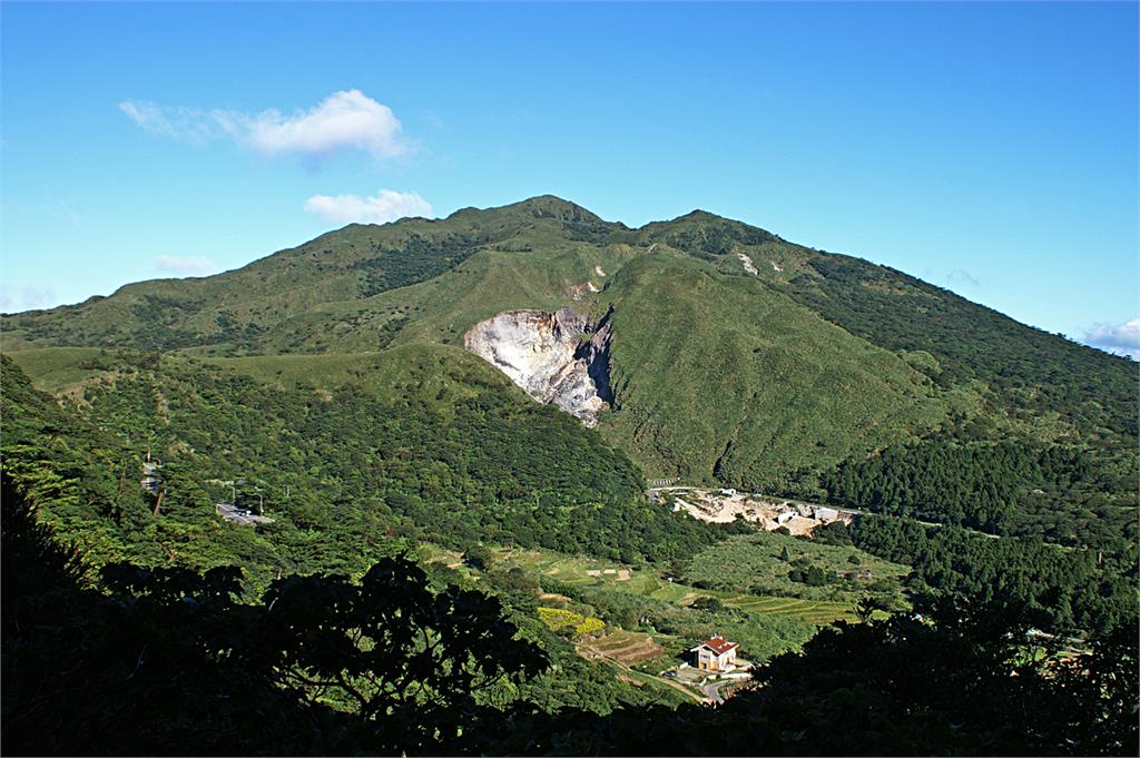 「陽明山地鳴」2年響2次紀錄曝光!驚人現象竟是噴氣口「火山語言」
